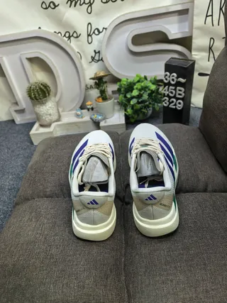 Adidas White Blue Mesh Upper Three-Stripe Side Panel Running Shoes 8