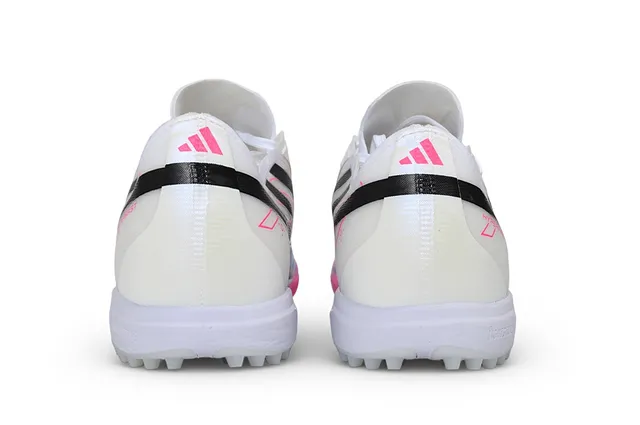 Adidas Blancs Multicolores Basses Supérieure Synthétique Recouvrement Graphique Vibrant Chaussures de Football Turf 3