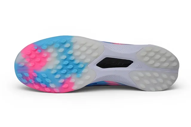 Adidas Blancs Multicolores Basses Supérieure Synthétique Recouvrement Graphique Vibrant Chaussures de Football Turf 6