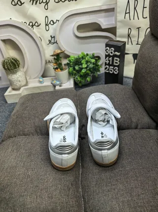 Adidas White Silver Laceless Velcro Strap Lifestyle Sneakers 8