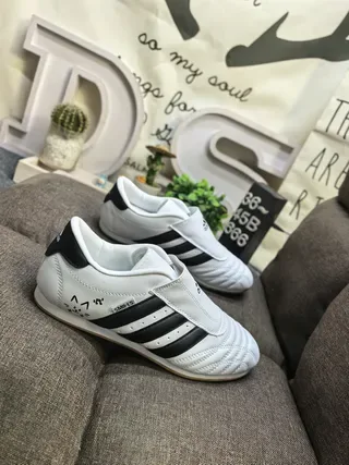 Adidas White Silver Quilted Vamp Three-Stripe Side Panel Sneakers 9