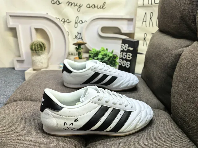 Adidas White Silver Quilted Vamp Three-Stripe Side Panel Sneakers 21