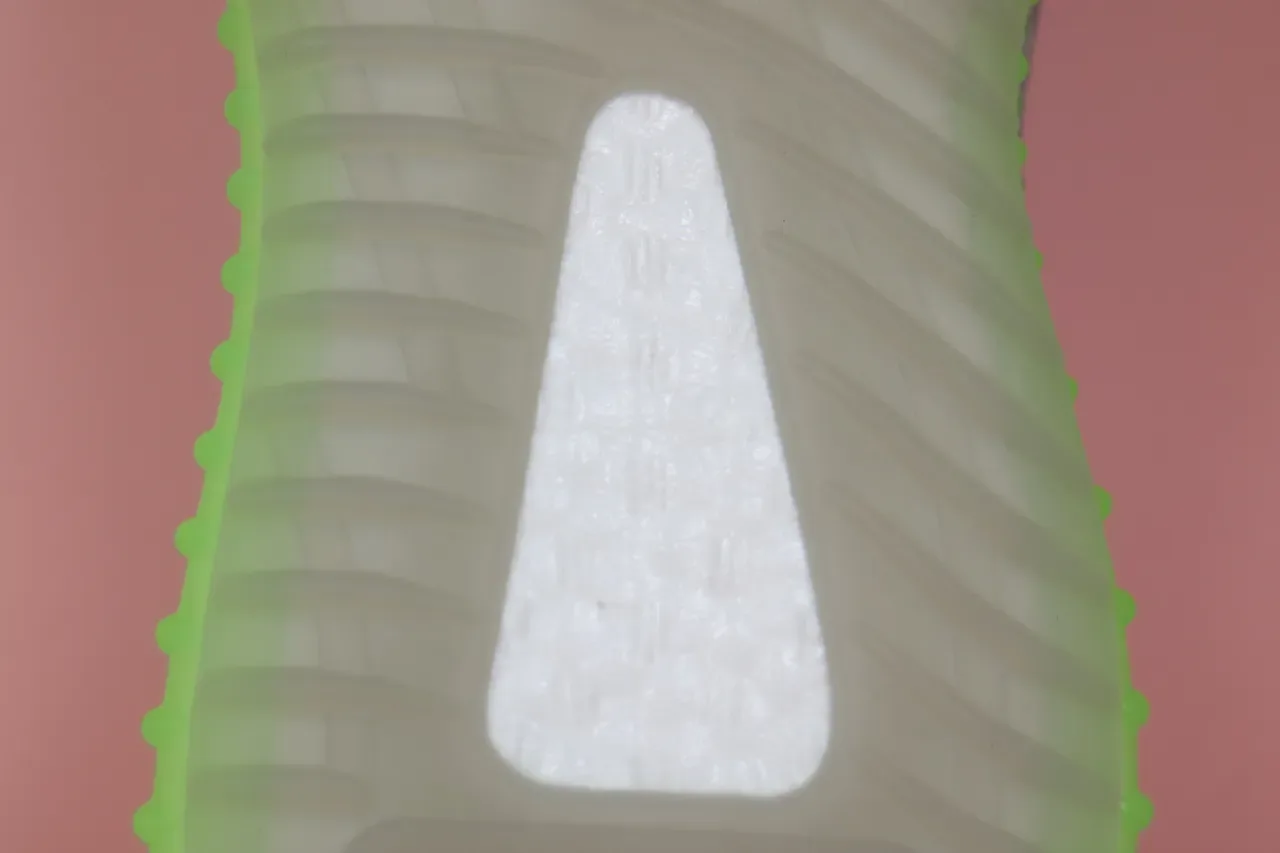 Adidas Yeezy Boost 350 V2 Glow Green Lifestyle Sneakers 22