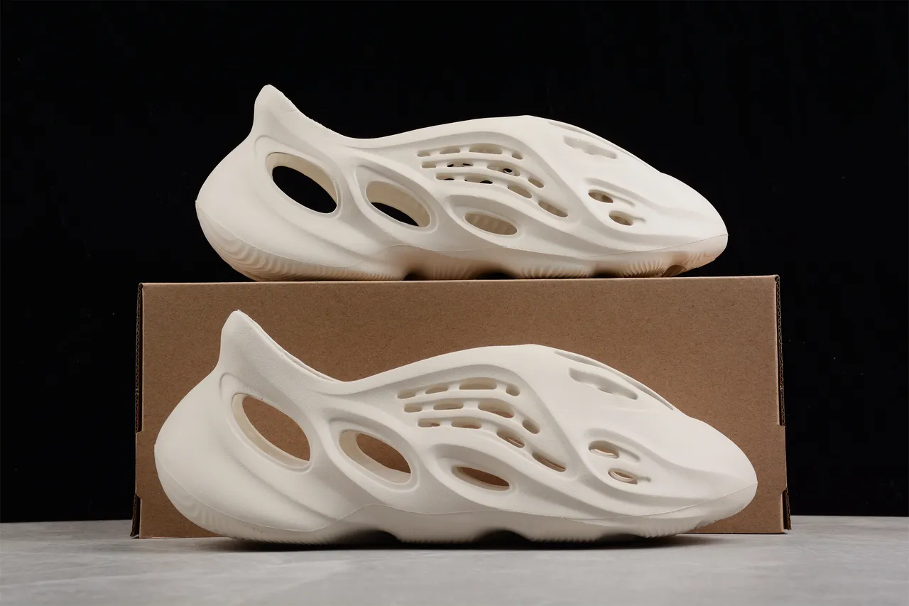 Adidas Yeezy Foam Runner Off-White Lifestyle Sneaker 14