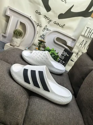 Adidas Yeezy Slide White Black Slippers 7