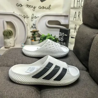 Adidas Yeezy Slide सफेद काला चप्पल