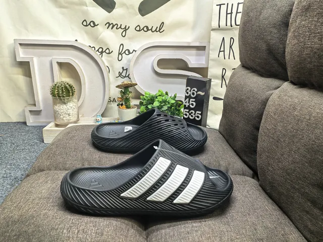 Adidas Yeezy Slide White Black Slippers 19