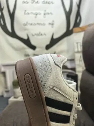 Adidas Yellow Brown Low-Top Three-Stripe Side Panel Lifestyle Sneakers 23