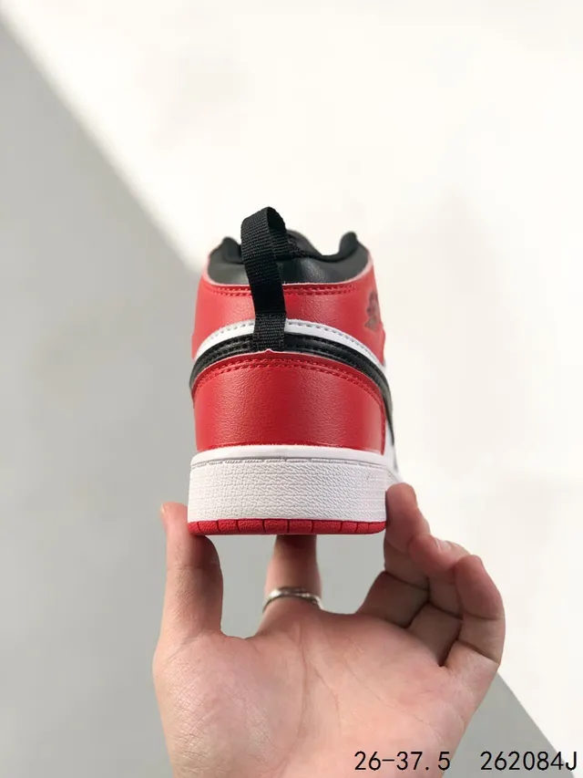Air Jordan 1 Black Red White Kids Basketball Shoes 18