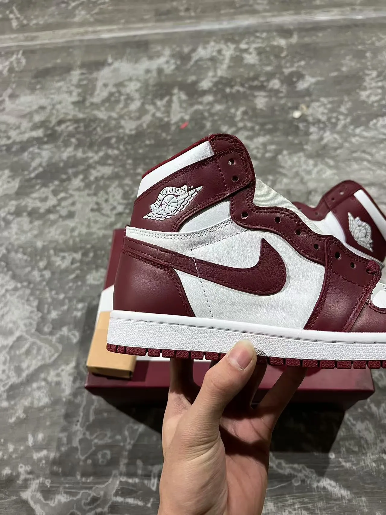 Air Jordan 1 Burgundy and White Leather Basketball Shoes 7