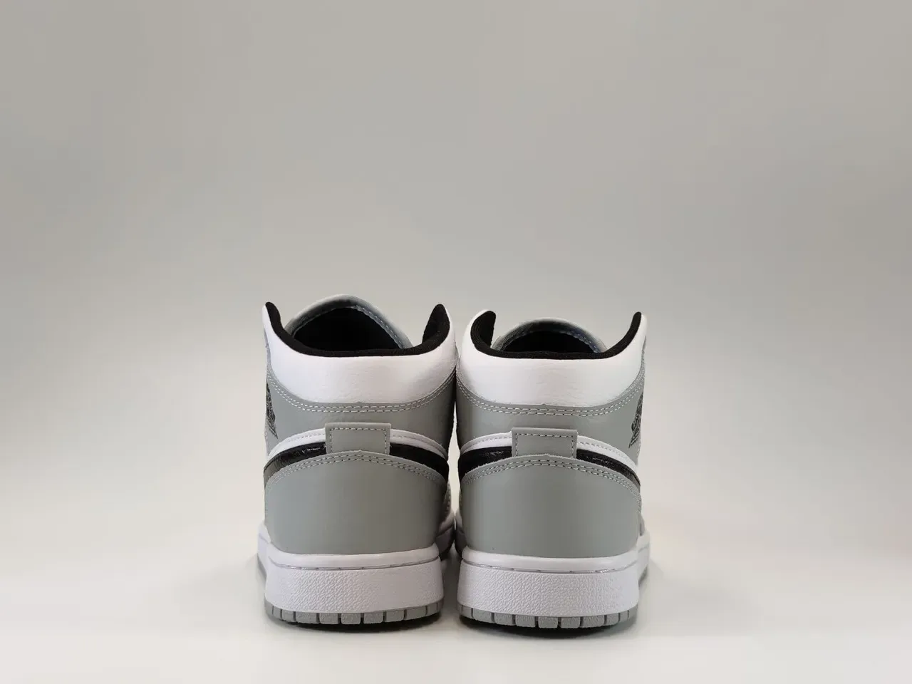 Air Jordan 1 Gris Noir Haut Cuir Supérieur Chaussures de Basketball 5