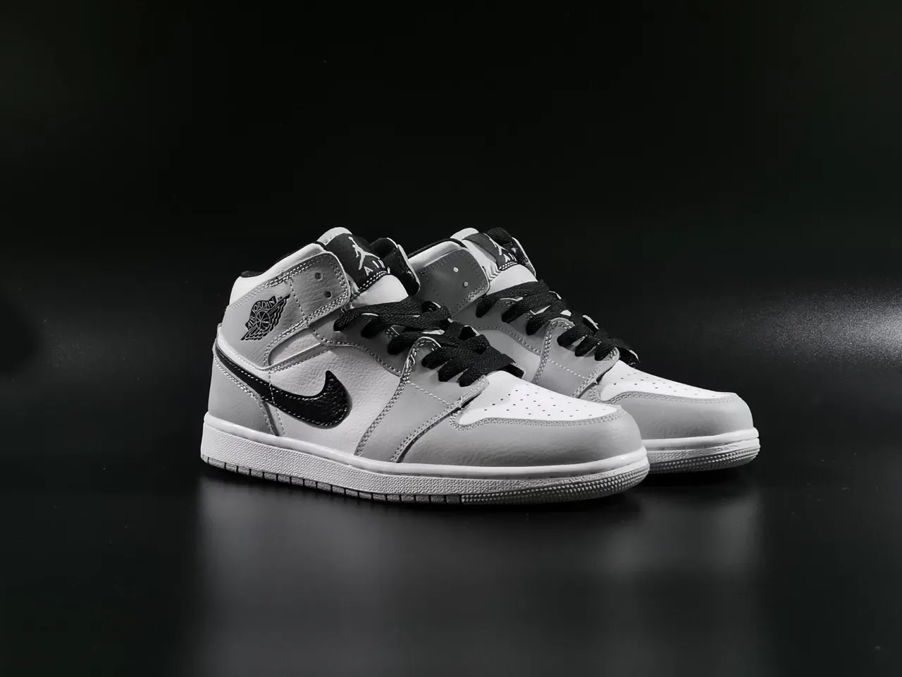 Air Jordan 1 Gris Noir Haut Cuir Supérieur Chaussures de Basketball 8