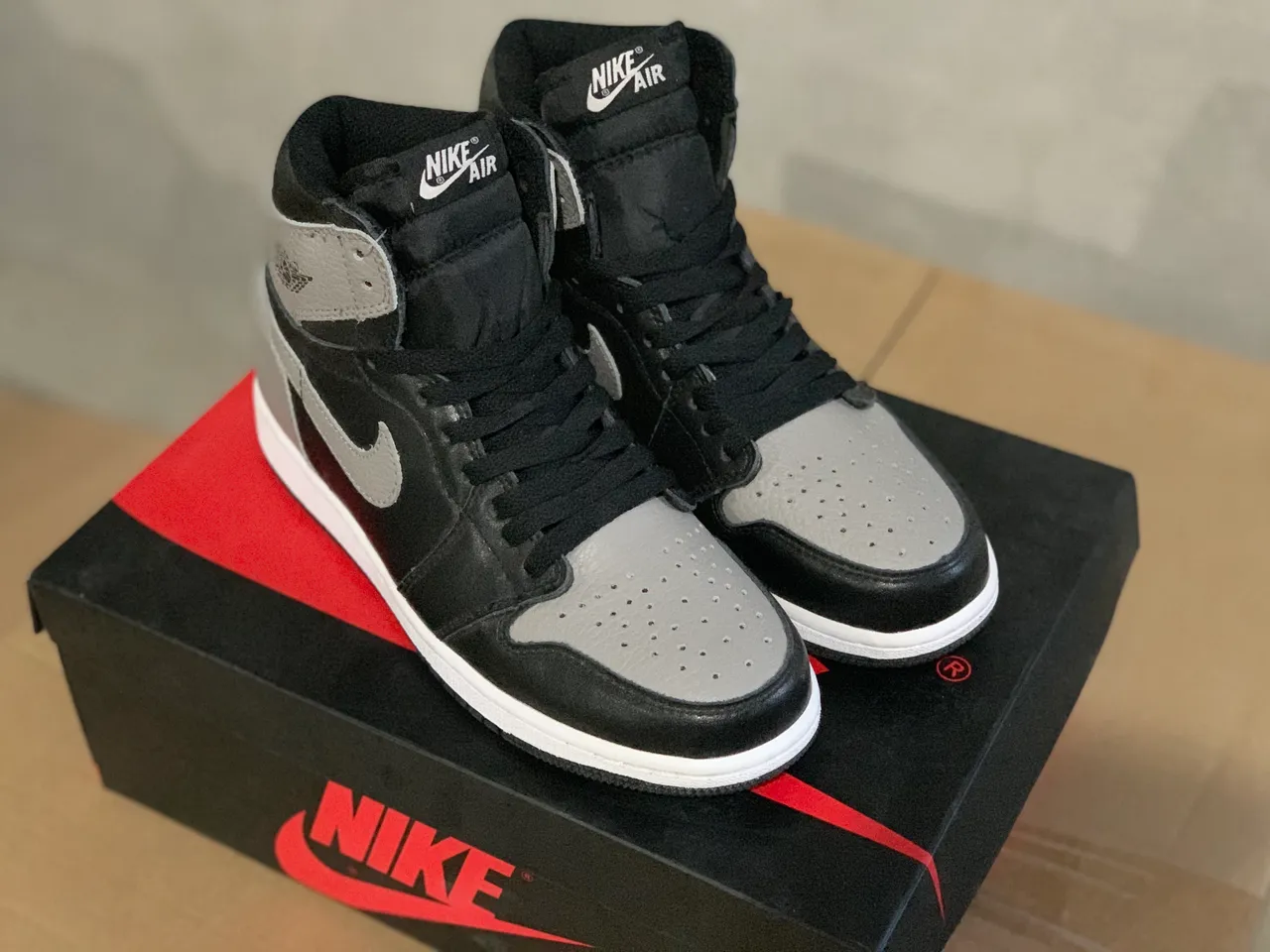 Air Jordan 1 High Black Gray White Basketball Shoes 5