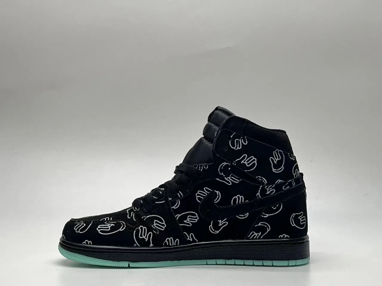 Air Jordan 1 High Black White Hand Motif Translucent Mint Basketball Shoes 6