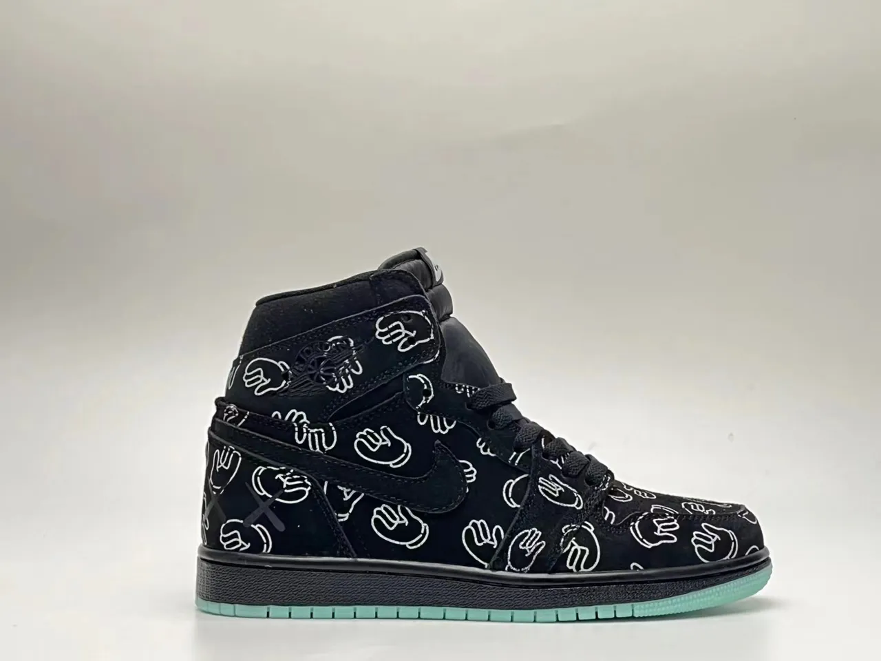 Air Jordan 1 High Black White Hand Motif Translucent Mint Basketball Shoes 7
