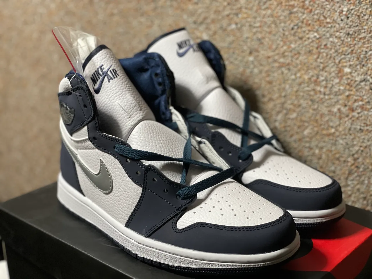 Air Jordan 1 High Top White Navy Silver Basketball Shoes 5