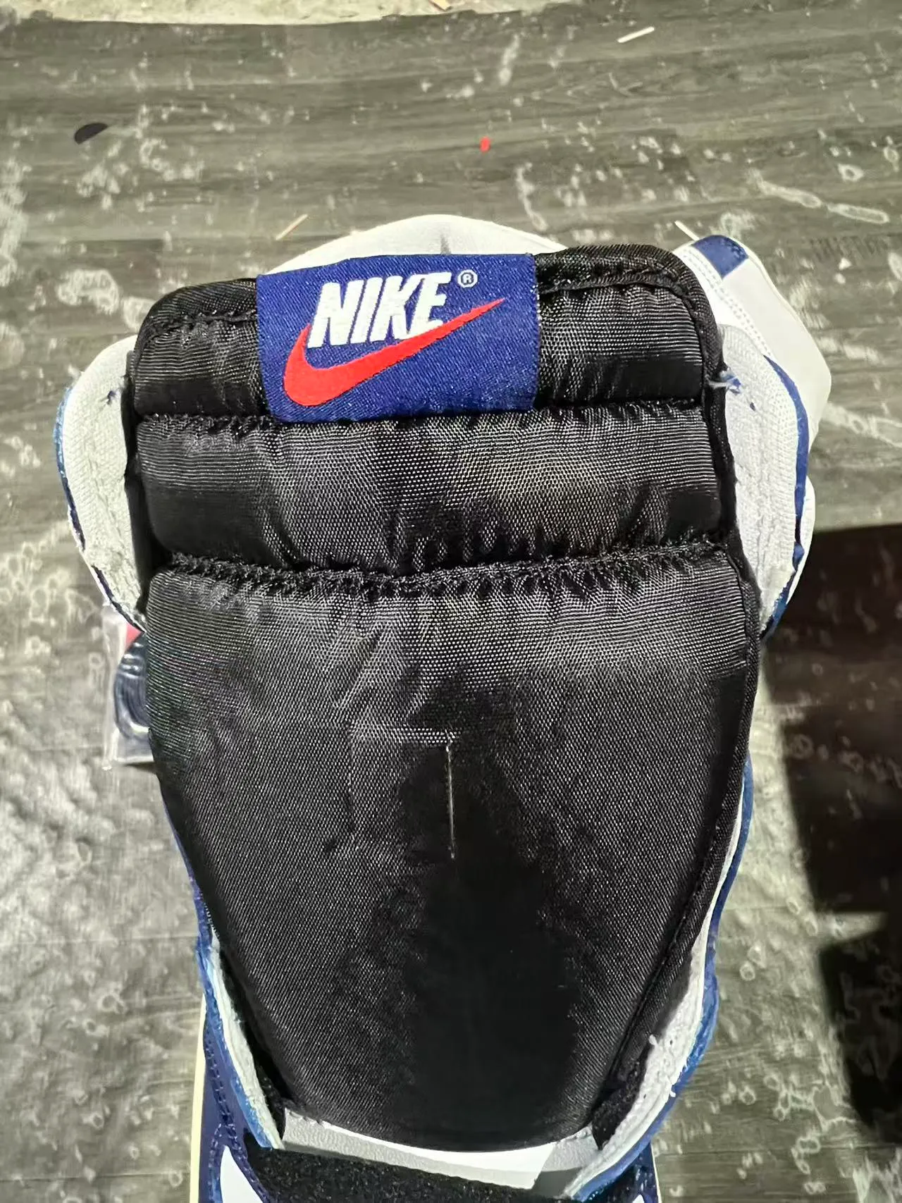 Air Jordan 1 High White Royal Blue Black Basketball Shoes 4