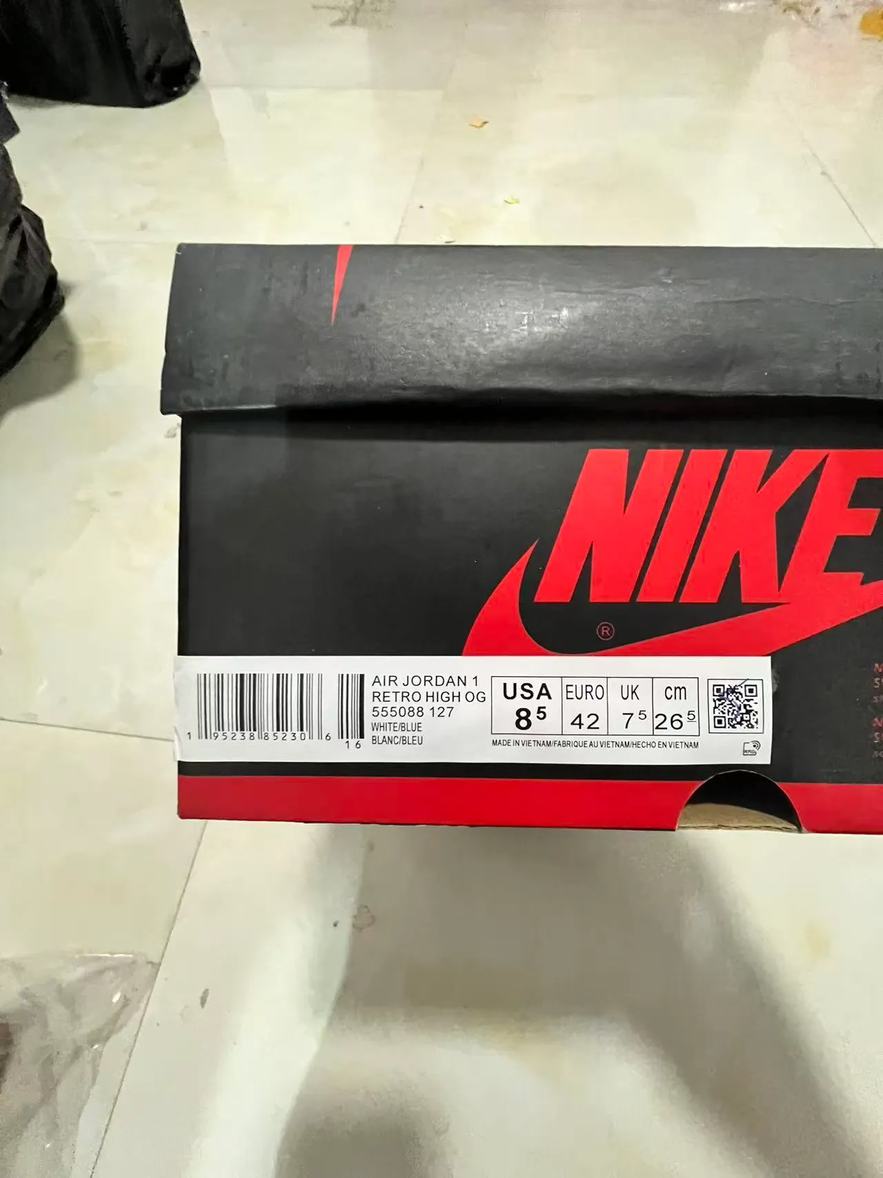 Air Jordan 1 Navy and White High-Top Basketball Shoes 10
