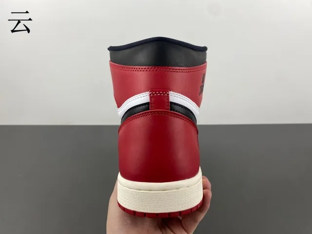 Air Jordan 1 Vermelho Preto High-Top Com Painéis De Couro Tênis De Basquete 4