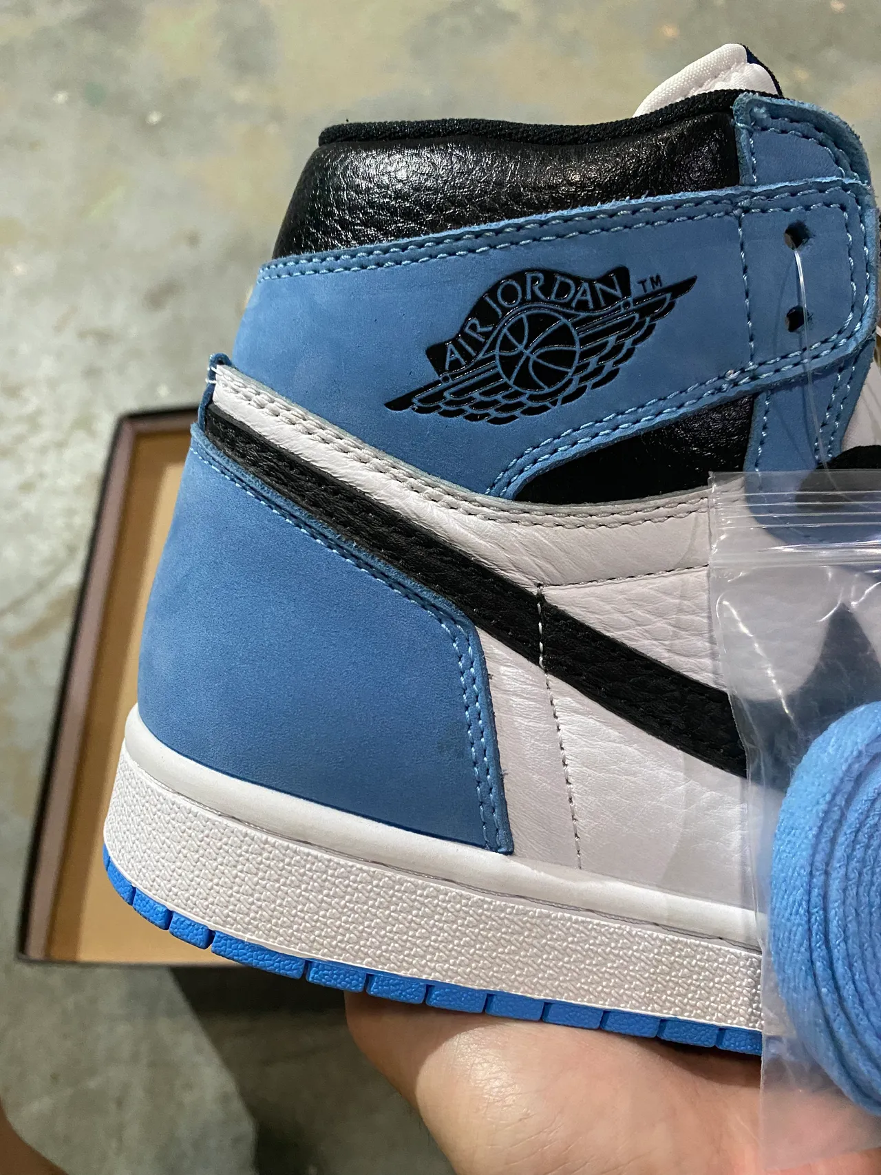 Air Jordan 1 University Blue White Black Basketball Shoes 7