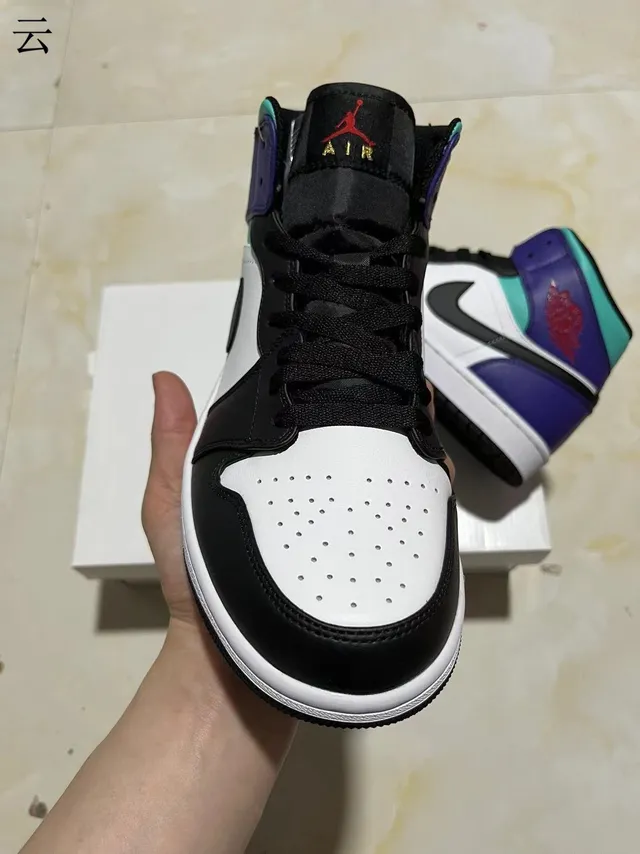 Air Jordan 1 White Purple High-Top Leather-Paneled Basketball Shoes 3