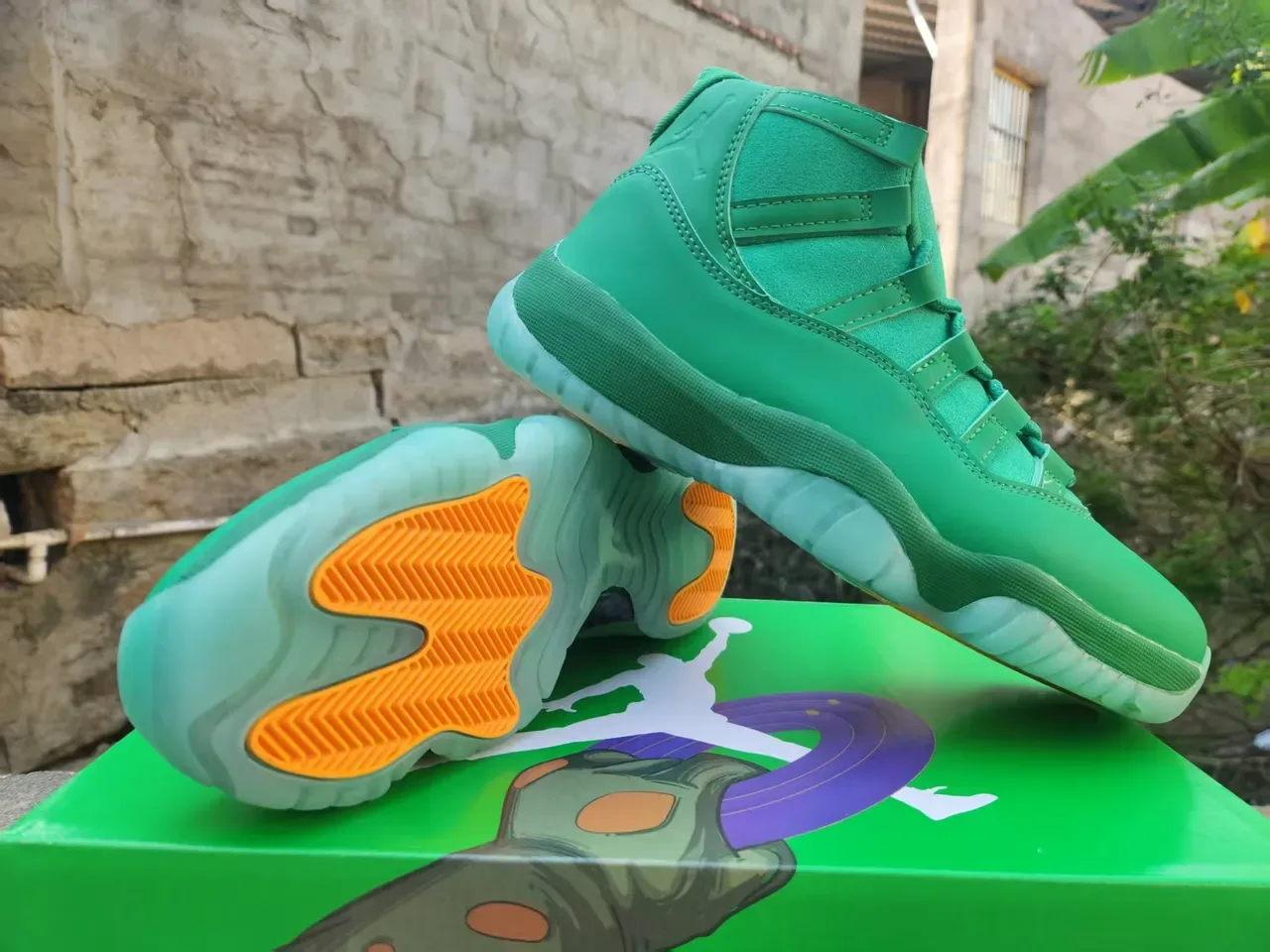Air Jordan 11 हरे और नारंगी बास्केटबॉल जूते 3