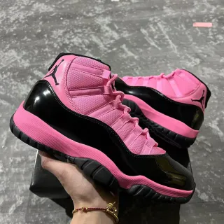 Air Jordan 11 Pink and Black Basketball Shoes