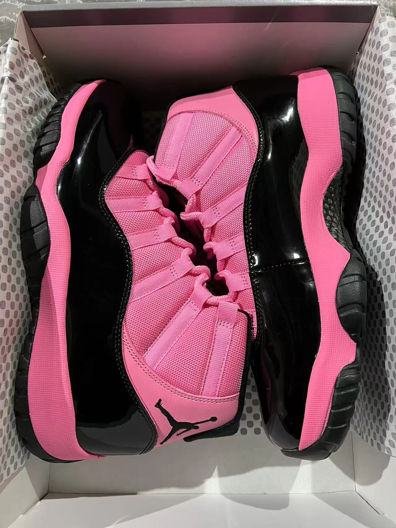 Air Jordan 11 chaussures de basketball roses et noires 9