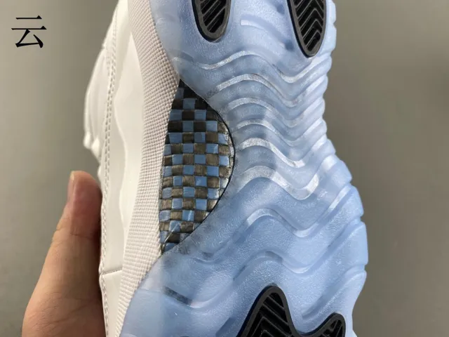 Air Jordan 11 White and Light Blue Basketball Shoes 7