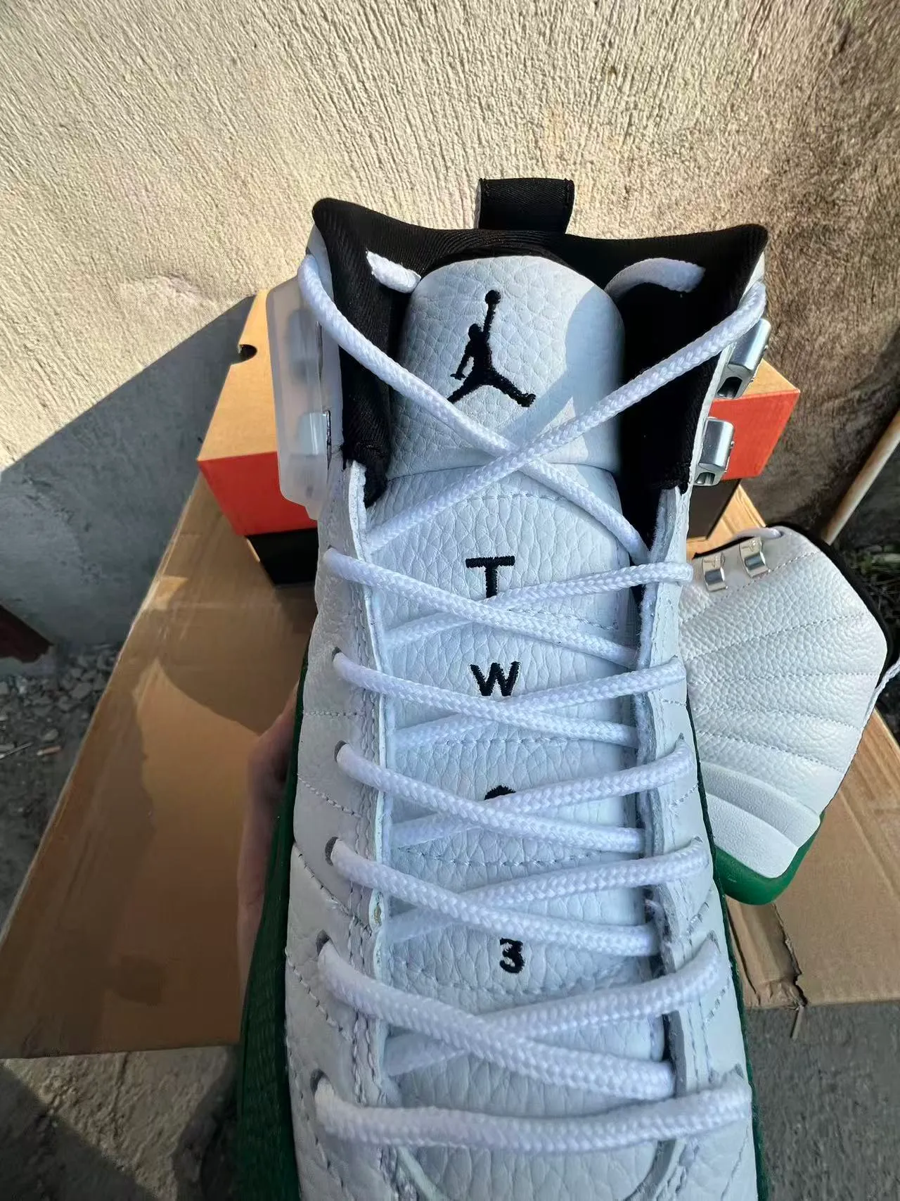 Air Jordan 12 White Green Basketball Shoes 4