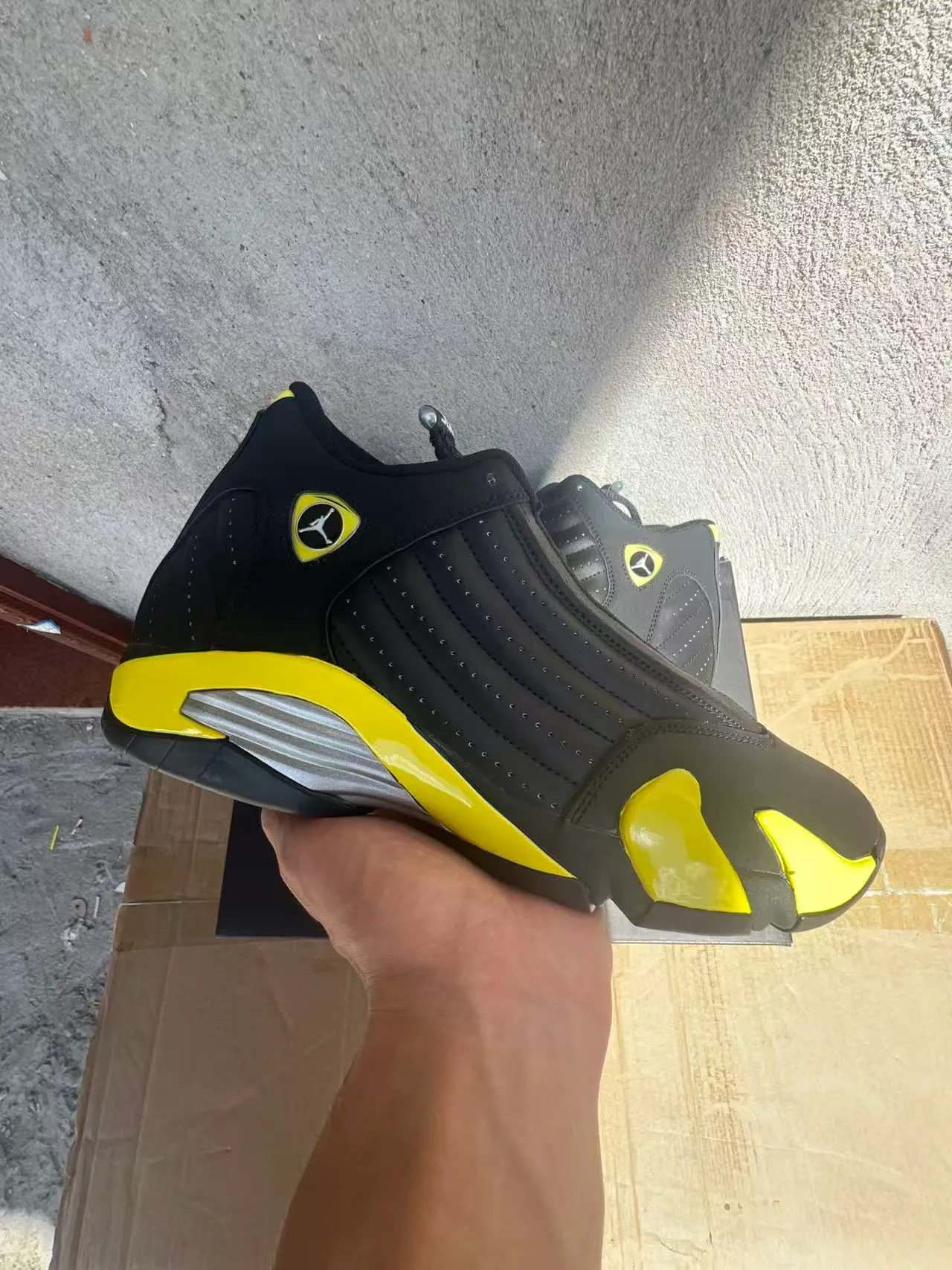 Air Jordan 14 Tênis de Basquete Preto Amarelo Prata 10