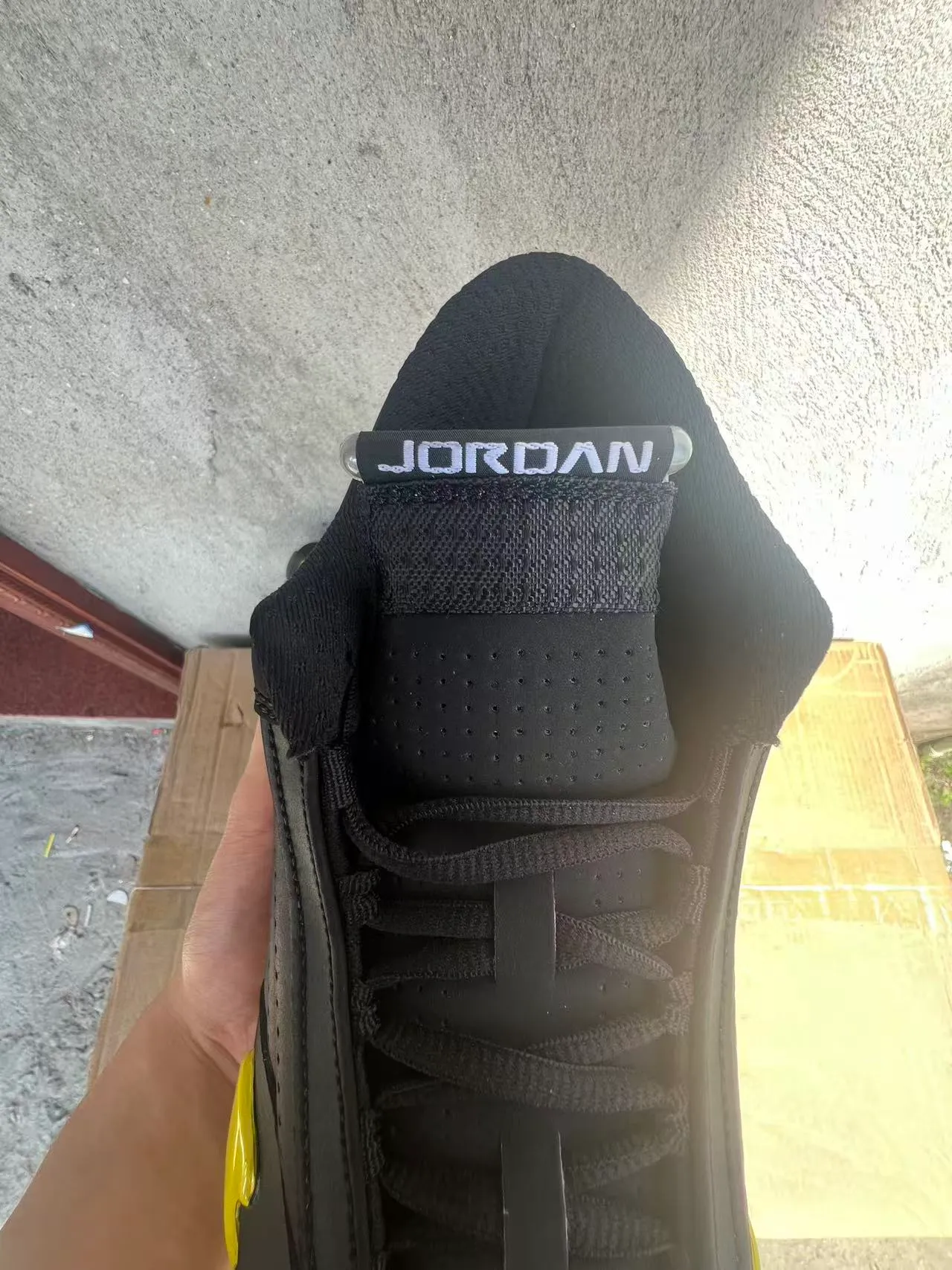 Air Jordan 14 Tênis de Basquete Preto Amarelo Prata 3