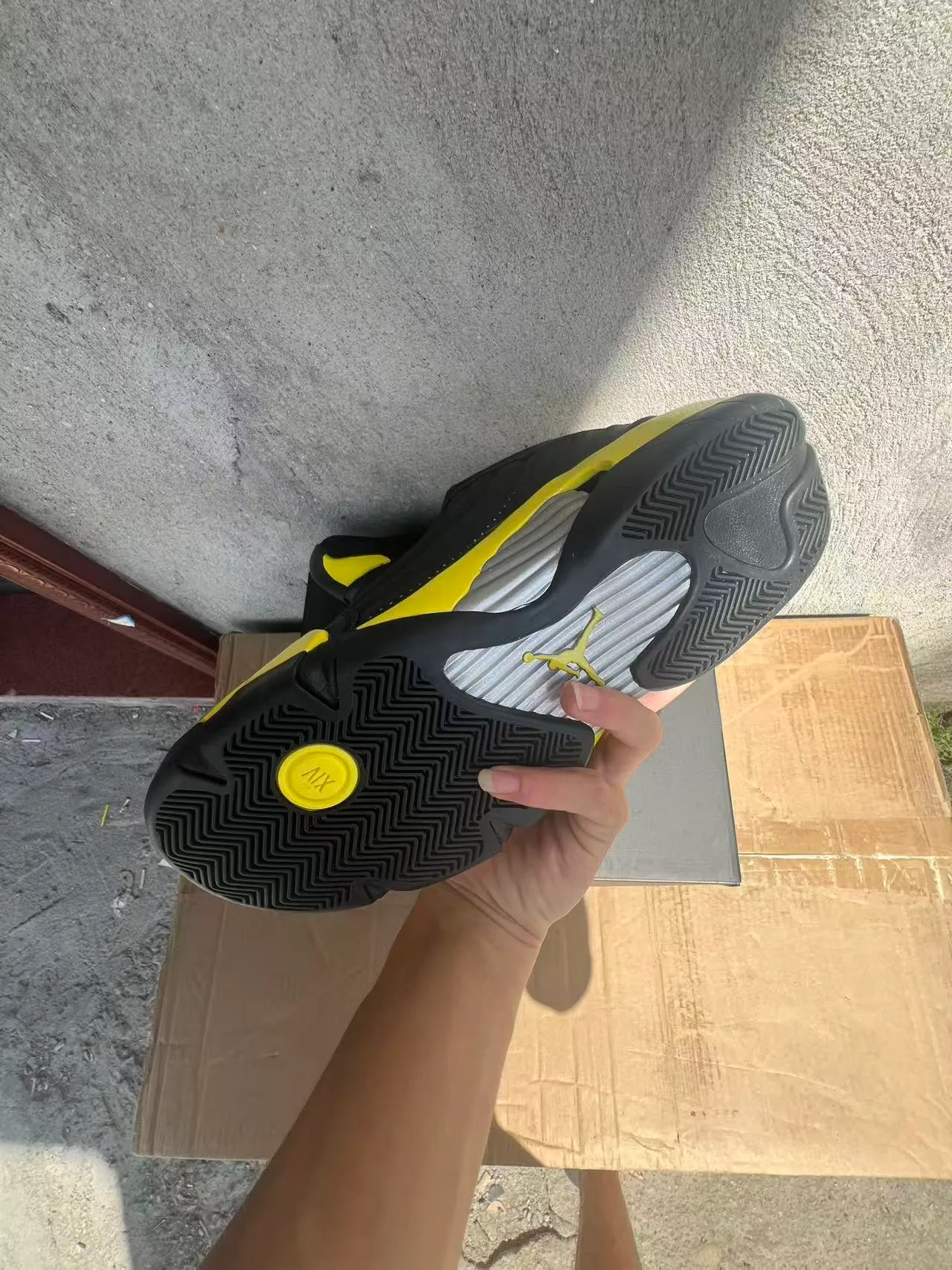 Air Jordan 14 Tênis de Basquete Preto Amarelo Prata 5