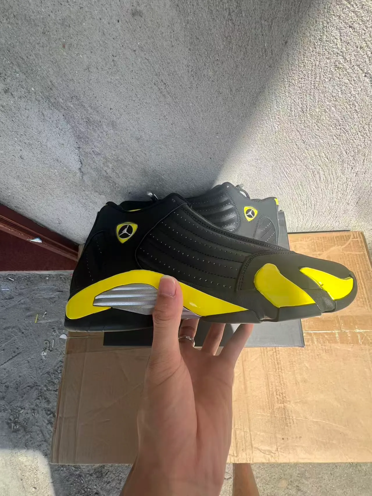 Air Jordan 14 Tênis de Basquete Preto Amarelo Prata 6