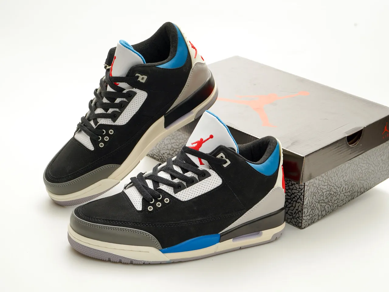 Air Jordan 3 Tênis de Basquete Preto Azul Vermelho Inspirado em Cimento 5