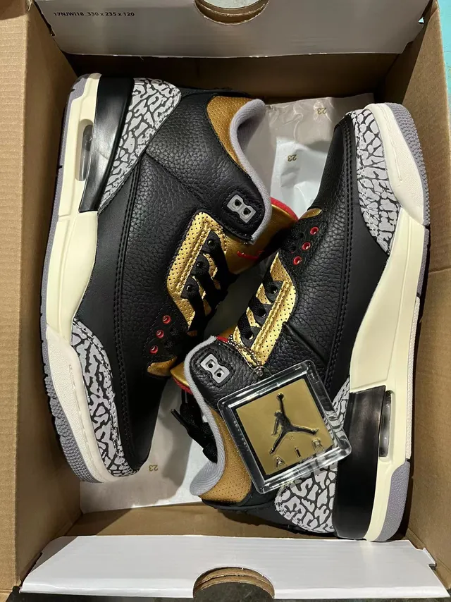 Zapatillas de baloncesto Air Jordan 3 negro y dorado con estampado de elefante 6