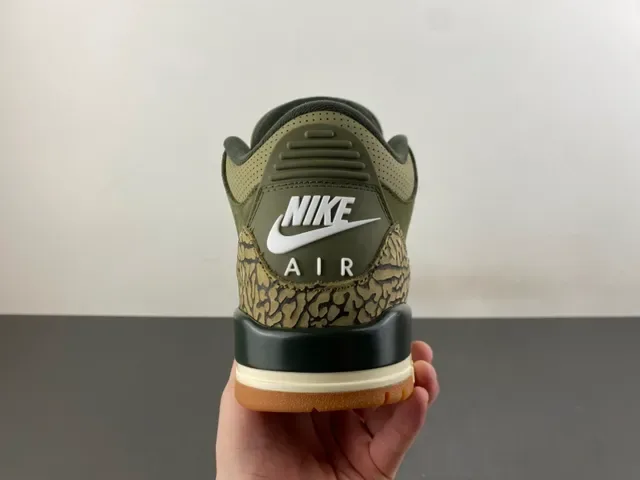 Air Jordan 3 Vert Olive Daim Print Éléphant Chaussures de Basketball 4