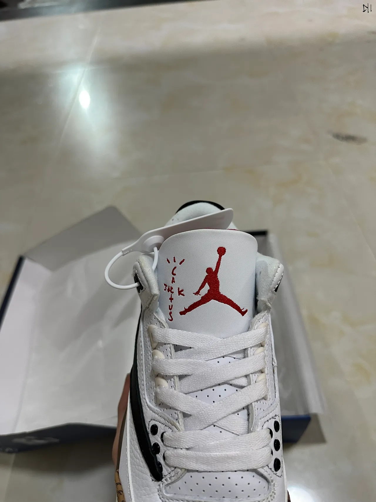 Air Jordan 3 Tênis de Basquete Branco Preto Marrom com Estampa de Elefante 5