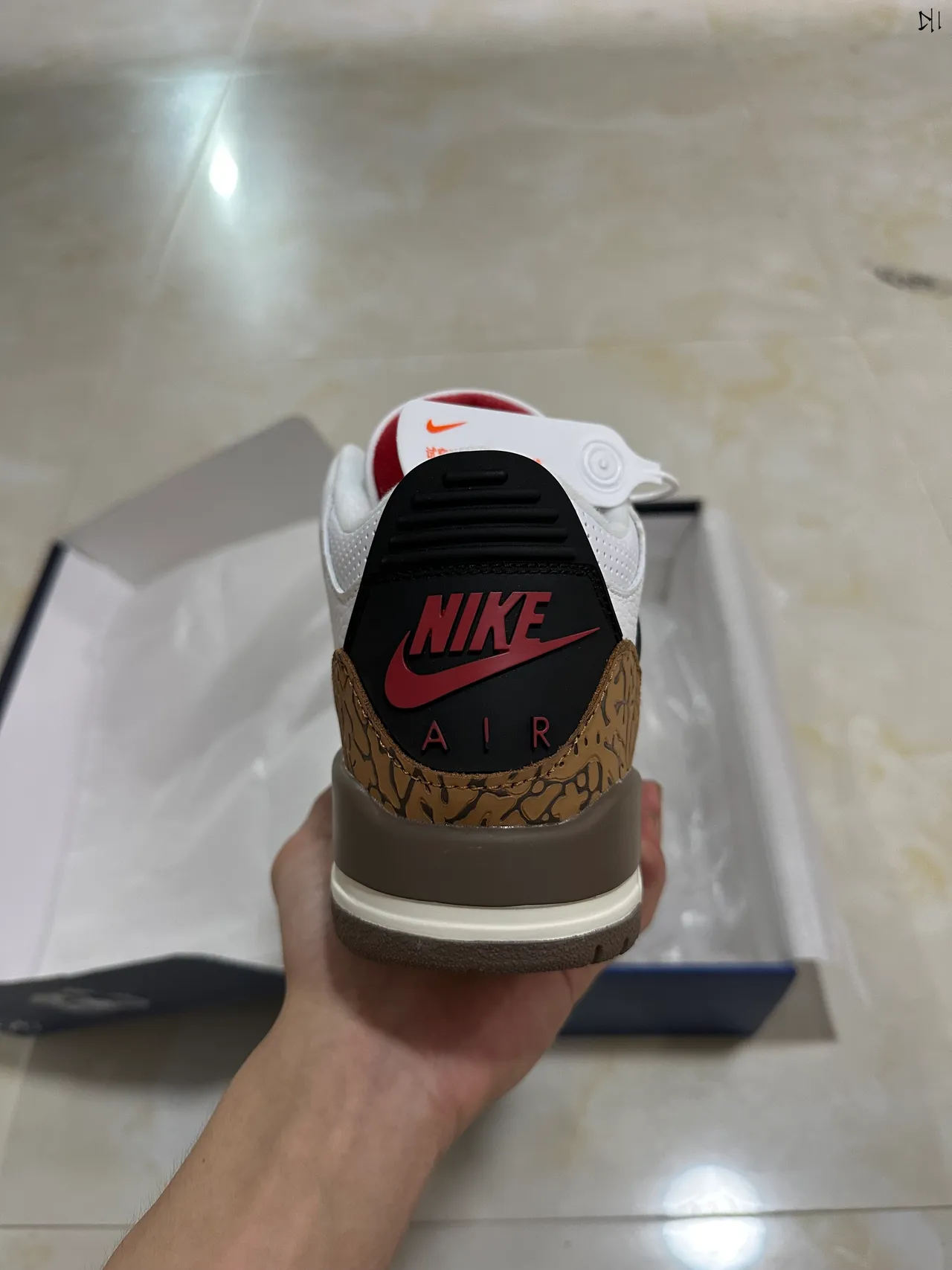 Air Jordan 3 Tênis de Basquete Branco Preto Marrom com Estampa de Elefante 8