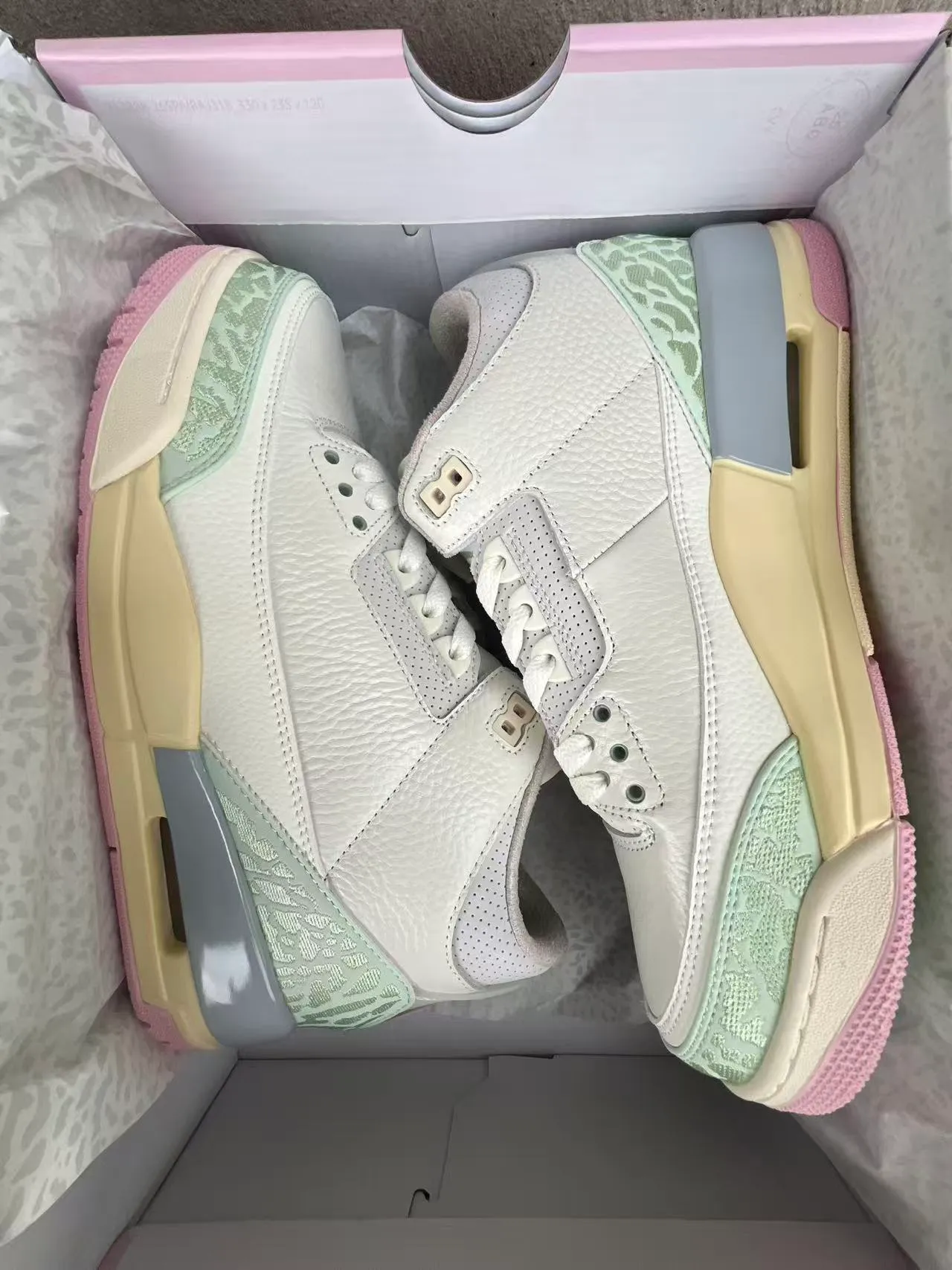 Air Jordan 3 White Mint Elephant Print Basketball Shoes 9