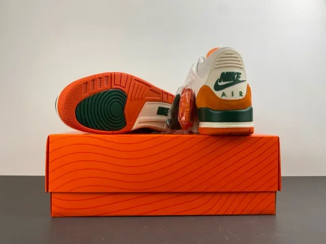 Air Jordan 3 White Orange Green Basketball Shoes 16