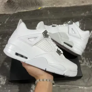 Air Jordan 4 全白皮革篮球鞋