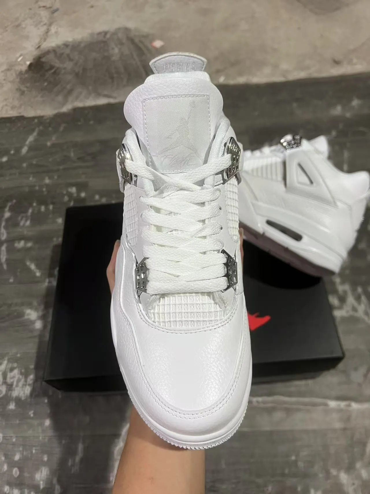 Air Jordan 4 All-White Leather Basketball Shoes 3
