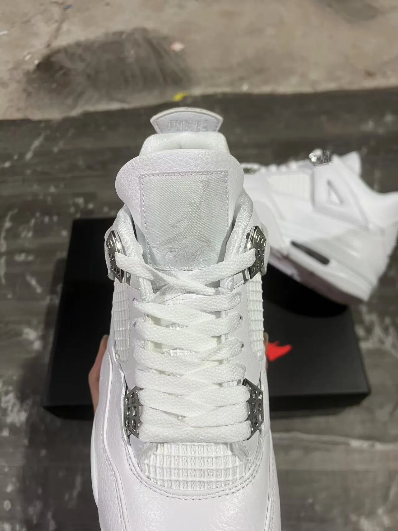 Air Jordan 4 All-White Leather Basketball Shoes 4
