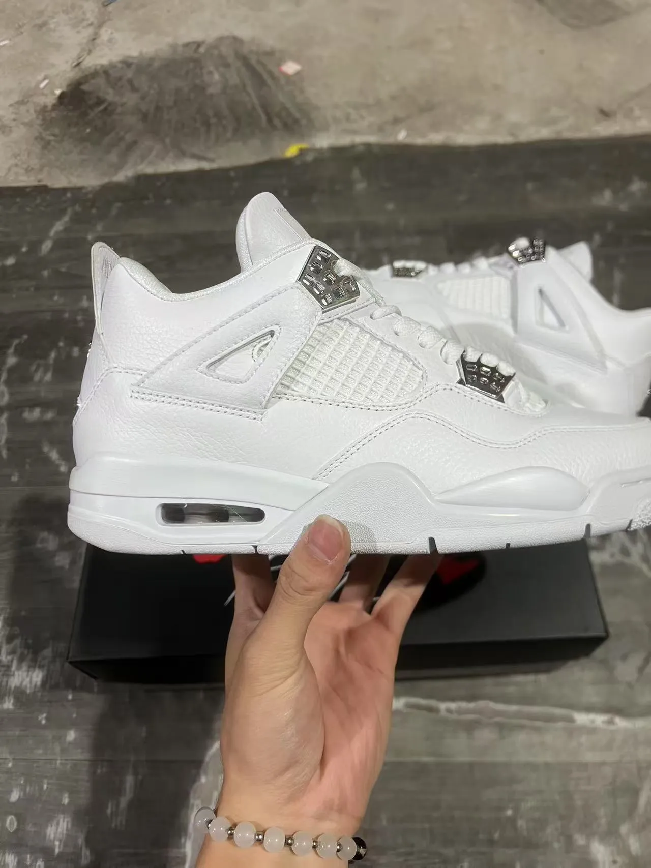 Air Jordan 4 All-White Leather Basketball Shoes 7