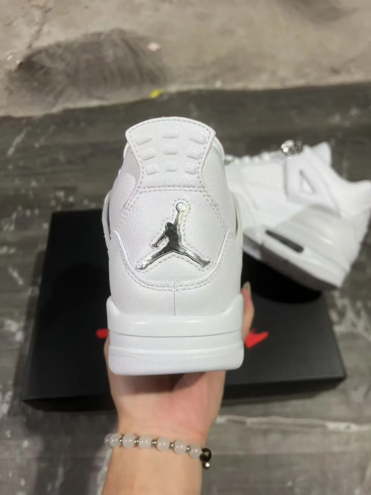 Air Jordan 4 All-White Leather Basketball Shoes 8
