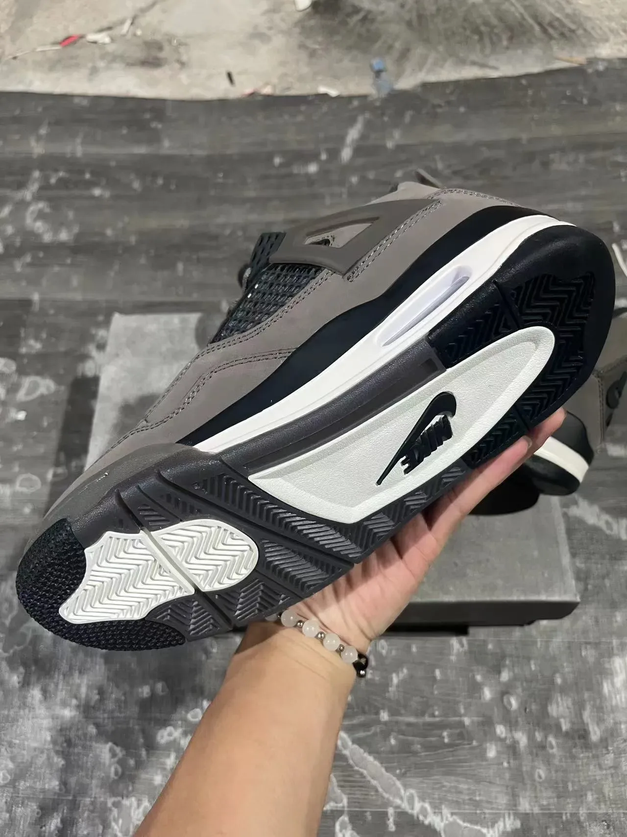 Air Jordan 4 Gris Noir Blanc Chaussures de Basketball 6