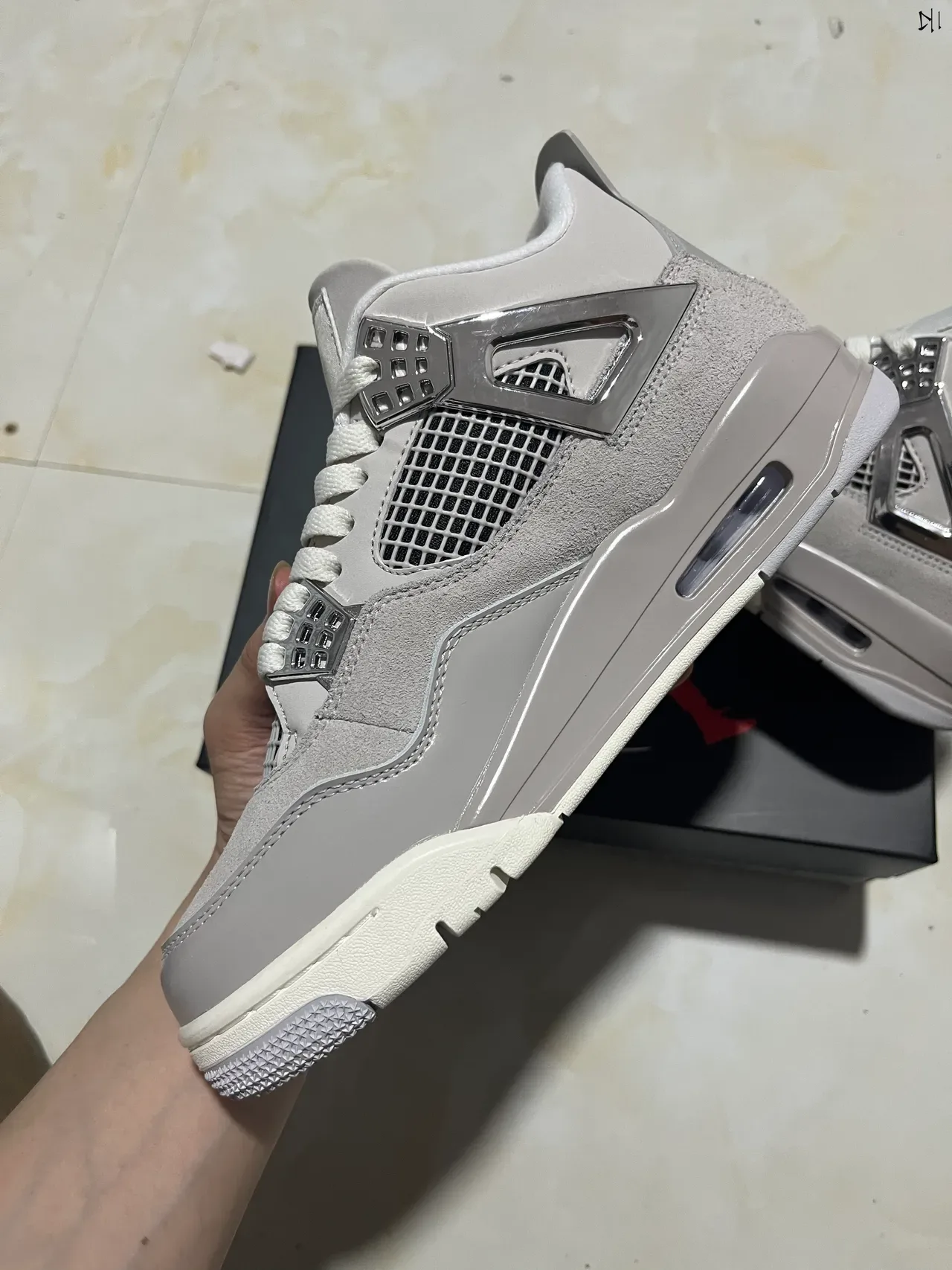Air Jordan 4 Light Gray Daim et Cuir Chaussures de Basket 4