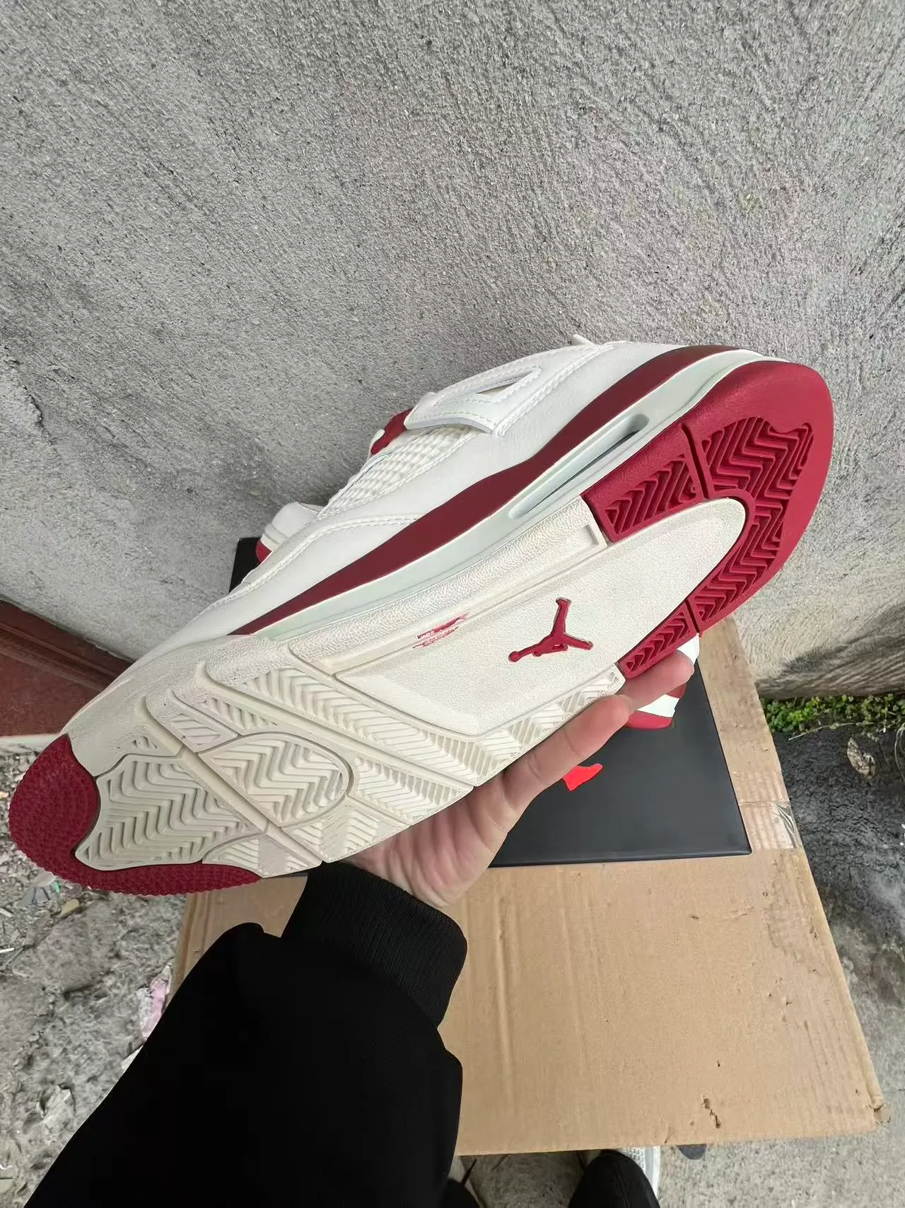 Air Jordan 4 White and Red Basketball Shoes 6