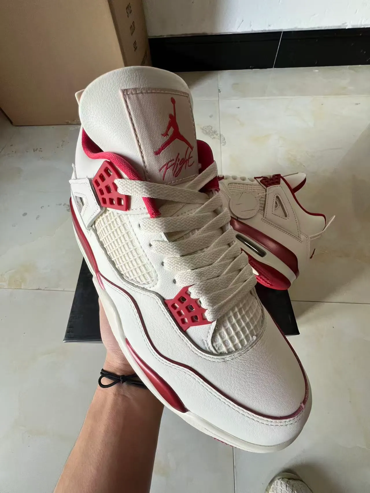 Air Jordan 4 White and Red Basketball Shoes 2